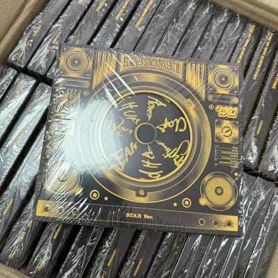 Album YUQI ((G)INACTIEF) - [YUQ1] 1e Mini,AsiaPopGang foto als cadeau Star