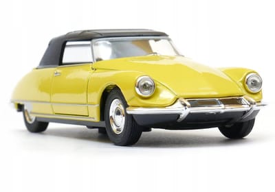 Welly Citroën DS 19 Cabriolet 1:34 Geel - Metalen Modelauto