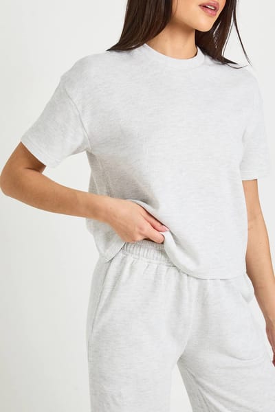boohoo Dames Wafel T-shirt En Wijde Broek Coordinaten Set | Ash Grey | Maat: 6