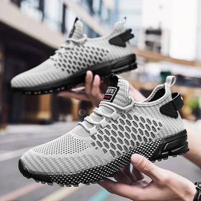 MAEDEF Uitverkoop Heren Hardloopsneakers Outdoor Ademend Heren Sportschoenen Antislip Heren Mode Lichtgewicht Tennisschoenen 47 grijze kleur