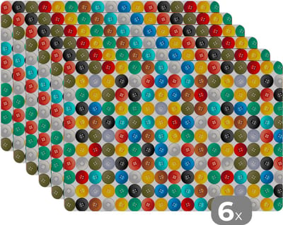Placemat - Placemats kunststof - Knopen - Regenboog - Kleding - Design - 45x30 cm - 6 stuks - Hittebestendig - Anti-Slip - Onderlegger - Afneembaar