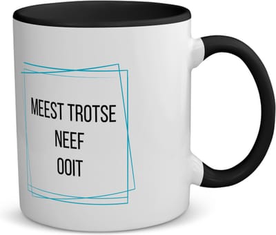 Akyol - meest trotse neef ooit koffiemok - theemok - zwart - Neef - trotse neef - verjaardagscadeau - verjaardag - cadeau - cadeautje voor neef - neef artikelen - kado - geschenk - gift - 350 ML inhoud