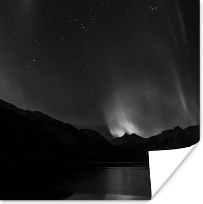 Poster Bergen - Noorderlicht - Ruimte - 100x100 cm XXL