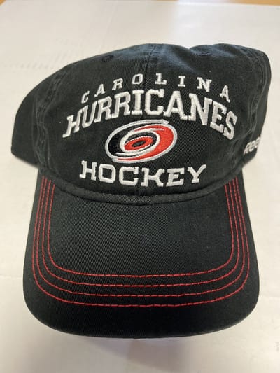IJshockey cap Sr. Carolina Hurricanes NHL Premiere Helsinki 2010 zwart