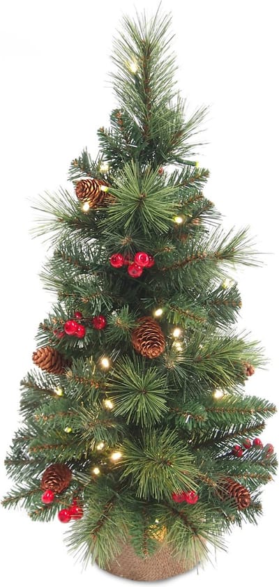 Everyday Miniature Pine cone & Berry tree verlichte tafelkerstboom - 81 cm - Groen - Ø46 cm - 100 tips - 50 ledlampjes (warm wit) - Gedecoreerd - Jute zak