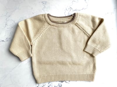 Omer en Odille - gebreid setje met trui en broekje - beige - maat 18-24 maanden
