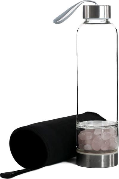 Intirilife Waterfles met geneeskrachtige stenen en Zwarte tas - Rozenkwarts - Inhoud van 400 ml - Fles met edelstenen, mineralen