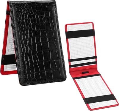Premium PU Leather Golf Scorecard Houder - Yardage Book Cover Score Card Holder met Ingebouwde Potloodlus - Zwart 6.9 x 4.3 Inches