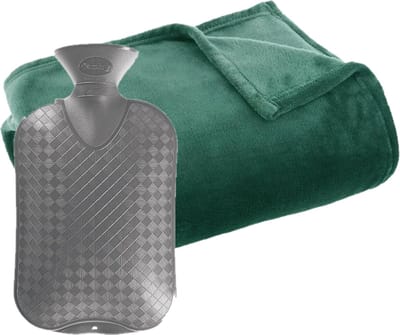Fleece deken/plaid Groen 130 x 180 cm en een warmwater kruik 2 liter