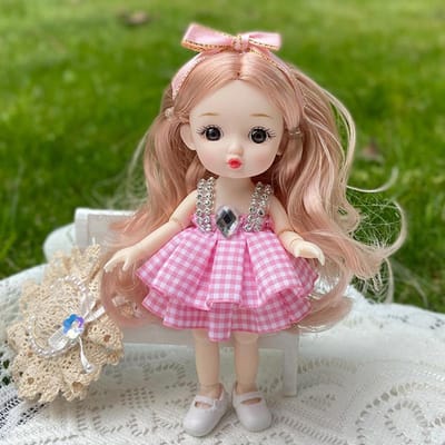 Poupée Style Mignon 17cm avec Vêtements et Chaussures Articulée 13 Articulations Visage Doux Cadeau d'Anniversaire pour Filles Jouets pour Enfants Poupées Princesses