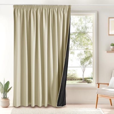 Dailygoods- Verduisterende Gordijnen 300B x 245H cm - Thermische Isolatie - Kant en Klaar - Lichtbeige - 100% Polyester - Comfortabele Slaapomgeving - Raamdecoratie