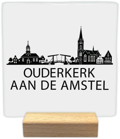 Ouderkerk aan de Amstel skyline - Keramische decoratie tegel - incl. houten presenteerblok