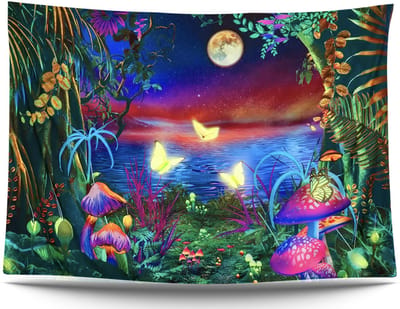 Ulticool - Maan Paddenstoelen Vlinders - Glow in the Dark Tapestry Magic - Psychedelisch - Blacklight Party Wandkleed Achtergronddoek - 200x150 cm - Backdrop UV Lamp - Groot wandtapijt - Poster - Neon Verlichting - Decoratie Versiering