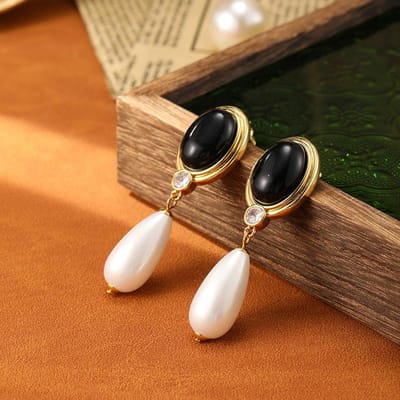 Dames Licht Luxe Design Elegante Imitatie Parel Kwast Oorbellen Modieus En Veelzijdig Niche Design Sense Lange Oorbellen brown