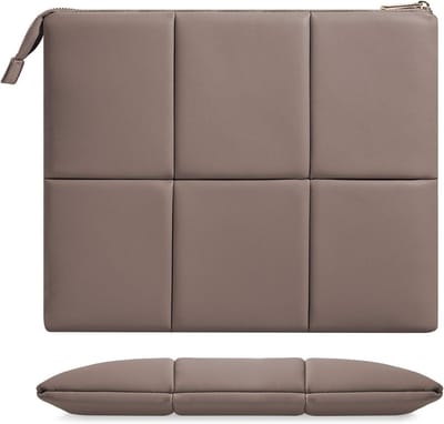 Dailygoods - MoKo 13.3-14 Inch Puffy Laptop Sleeve Fit with MacBook Air 13'' M3 2024/2020/2019, MacBook Pro 14'' M3 2024/2023, MacBook Pro 13" M2/M1, Built-in Elastic Band, PU Leather Carrying Case, Coffee