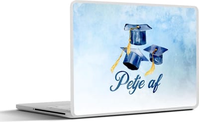 Laptop sticker - 15.6 inch - Quotes - Spreuken - 'Petje af' - Geslaagd - 36x27,5cm - Laptopstickers - Laptop skin - Cover