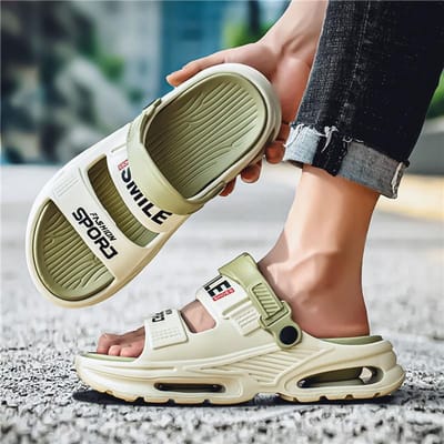 Zomer Heren Sandalen Nieuwe Huis Tuinschoenen Comfortabele en Lichtgewicht Heren Pantoffels Antislip Zachte Zool Teenslippers 40-41 gray
