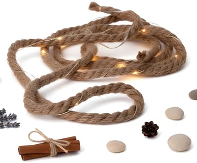 Lomera Jute Touw met Ledverlichting - Warm Wit Licht - Kerstverlichting - Kerstslinger - Kerstdecoratie - Landelijke Interieurdecoratie - Industriële Inrichting - Sfeermaker in Huis - Kerstversieringen - 15 LED Lampjes