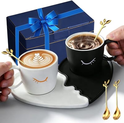 Set van 2 Koppels Mokken met Kusontwerp, 200ml Keramische Koffiemokken, Perfect Cadeau voor Verloving en Trouwen, Romantische Geschenken voor Stellen