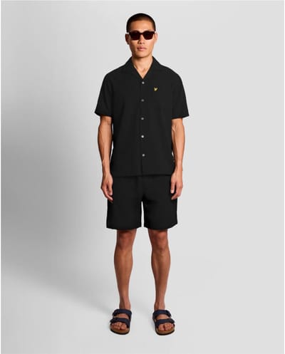 Lyle & Scott - Broek Zwart Lyle&scott Crinkle Resort Shorts Zwart Sh2405v
