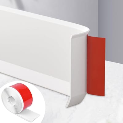 Zelfklevende PVC Plinten Wit 10cm x 5m, Waterdichte Decoratieve Overgangsrail voor Keuken en Badkamer, Eenvoudige Installatie en Duurzaam Ontwerp
