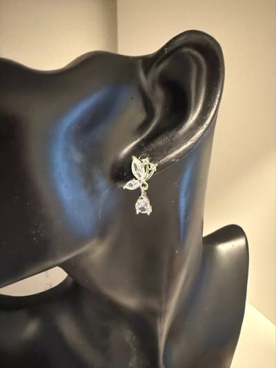 Shiny butterfly oorbellen | | Make up | Parfum | Moederdag | Verjaardagscadeau| Cadeautje| Valentijnsdag| Kado | sieraden | vaderdag | oorbellen | oorsieraden