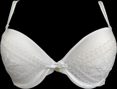 Chantelle New Romance Push-Up Beha Ivoor Maat 85C