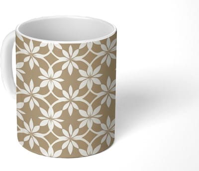 Mok - Koffiemok - Bloemen - Patroon - Beige - Mokken - 350 ML - Beker - Koffiemokken - Theemok