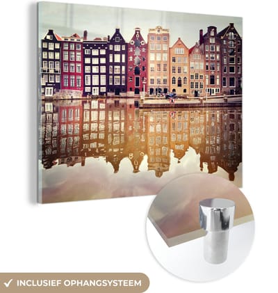 MuchoWow® Glasschilderij 40x30 cm - Schilderij acrylglas - Amsterdam - Huis - Reflectie - Foto op glas - Schilderijen