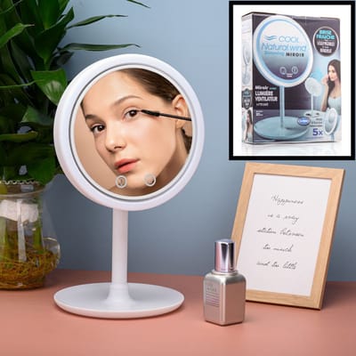 Beauty Breeze Mirror - Make-Up Spiegel met LED Verlichting & Ventilatie - 360° Draaibaar - Make Up 5x Vergrootspiegel
