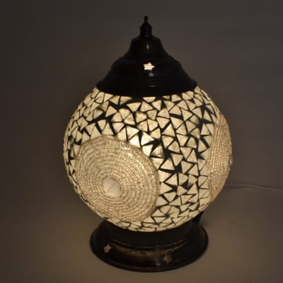 LM-Collection LeilaTafellamp - Ø15x25cm - E14 - Wit/Brons - Glas/Metaal - tafellamp slaapkamer, tafellamp industrieel, tafellampen woonkamer, tafellamp zwart, tafel lamp, tafellamp slaapkamer industrieel, tafellampje
