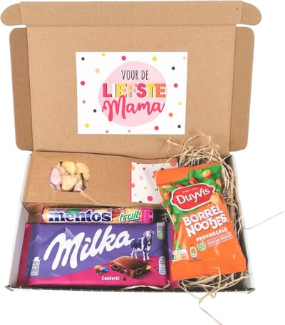 Moederdag cadeautje - Voor de liefste mama - brievenbus cadeau - Milka - Hartjes - Nootjes - Mentos - Moederdag cadeau door de brievenbus - Moederdag chocolade snoep cadeau