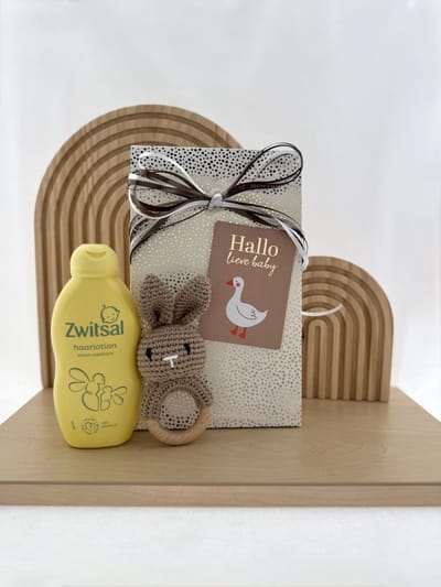 Baby •Kraam Cadeaupakket Neutraal• Zwitsal Rammelaar Konijn - Leuk om cadeau te geven - Perfect Gifts