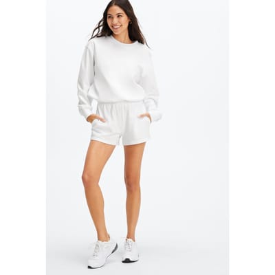 Fabletics Lightweight Go-to Slim Sweatshort Bright White Size: XS REG | Sports Shorts Outlet | Dames | Wit
