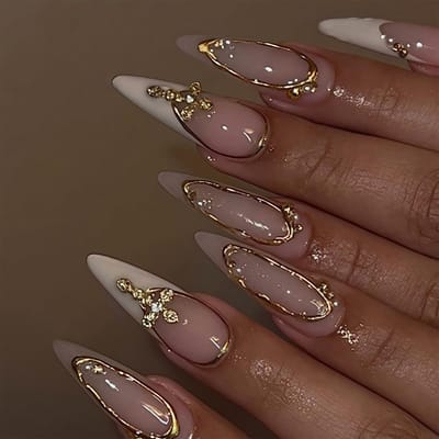 Dailygoods- Druknagels 24 Stuks Amandelvormig - Franse Tip - Gouden Lijnen/Kruis Design - Zelfklevende Tabs - Nagelvijl - Milieuvriendelijk Materiaal - Nepnagels