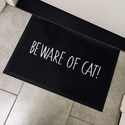 Deurmat met tekst-kerst cadeautje-Beware of cat-Grappige deurmat-Deurmat binnen-60x40cm