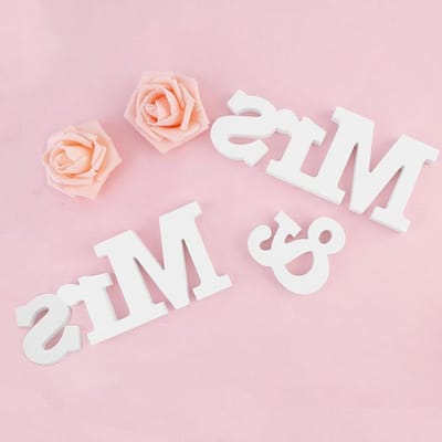 Houten letters teken voor gay bruiloft - Mevrouw & Mevrouw tafeldecoratie - Homoparen cadeau