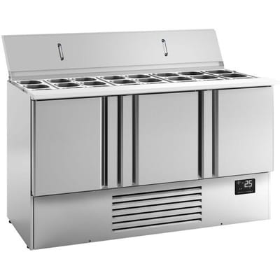GGM Gastro Saladette Premium PLUS - 1460mm - 3 Türen - mit Einlass für 9 x GN 1/3 & 6x GN 1/6 & Edelstahldeckel Zilver