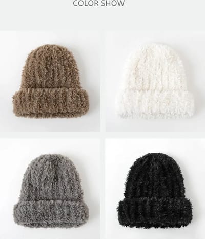 Luxe Fluffy Beanie Muts Beige - Teddy - Wintermuts - Festival - Teddy Beanie - Furry - Zachte Muts - Bont Muts - Fake Fur - Faux Fur Hat - Fur Bucket Hat