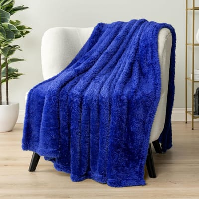 PAVILIA Sherpa-deken voor bank, blauwe pluizige warme pluche deken voor bed, gezellige superzachte lichtgewicht plaid, donzige decoratieve deken, het hele seizoen thuis, 50 x 60 cm