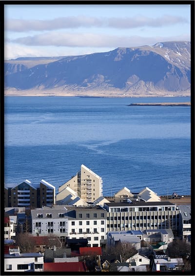Poster Reykjavik view - Natuur poster - 30x40 cm - Exclusief lijst - WALLLL
