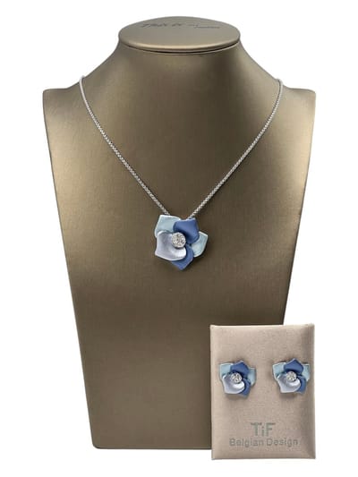 TIF - Sieraden - Sieradenset dames - Halsketting - Oorbellen - Zilver - Blauw - Verstelbaal 42-47 cm - Geschenkdoos