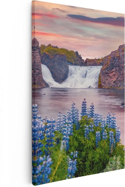 Artaza Canvas Schilderij IJsland - 20x30 cm - Klein - Wanddecoratie Waterval - Muurdecoratie Wilde Bloemen - Kamer Accessoires Landschap