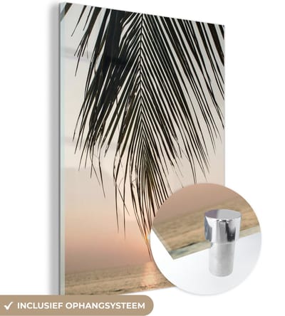 MuchoWow® Glasschilderij 120x160 cm - Schilderij acrylglas - Palmblad - Zon - Zomer - Strand - Foto op glas - Schilderijen