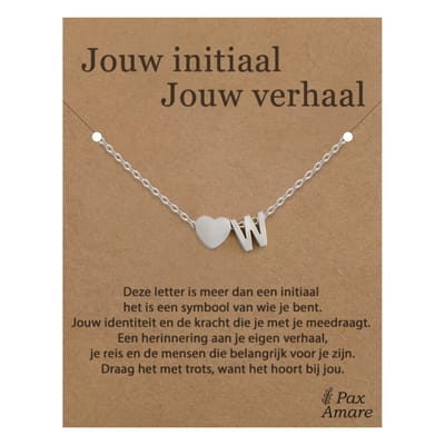 Letter W ketting op Cadeau Kaartje - Jouw initiaal, jouw verhaal - 45cm Zilverkleurig Stainless Steel - Initiaal & Hartje Hanger - Pax Amare