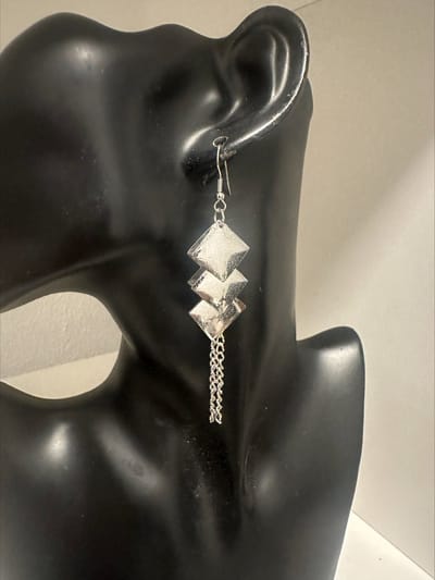 Bohemian stijl oorbellen kleine vierkantjes met ketting | Make up | Parfum | Moederdag | Verjaardagscadeau| Cadeautje| Valentijnsdag| Kado | sieraden | vaderdag | oorbellen | oorsieraden
