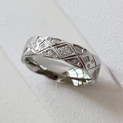 Trend Aanslagvrij Roestvrij Staal AAA Paved Gewatteerde Ringen voor Vrouwen Klassiek Ruitvormig Kristal Goud Koppels 8 gray