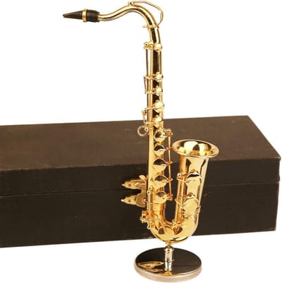 Koperen Saxofoon Miniatuur - Mini Muziekinstrument - Poppenhuis Decoratie - Handgemaakt Gedetailleerd - 158 cm x 78 cm - Tenorsaxofoon