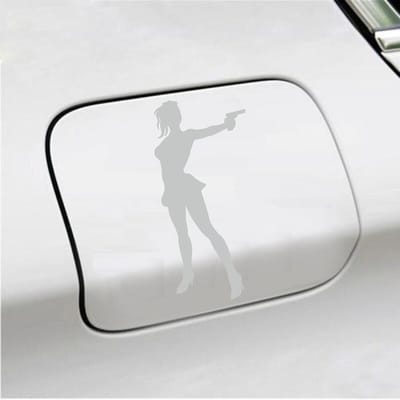 Bumpersticker - Vrouw Met Geweer - 8 X 16 - Licht Grijs