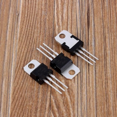 Voltage Stabilizer IC Chip 10 Stuks Set L7805 LM7805 7805 Spanningsregelaar 5V 1.5A voor Elektronica Projecten en DIY Toepassingen